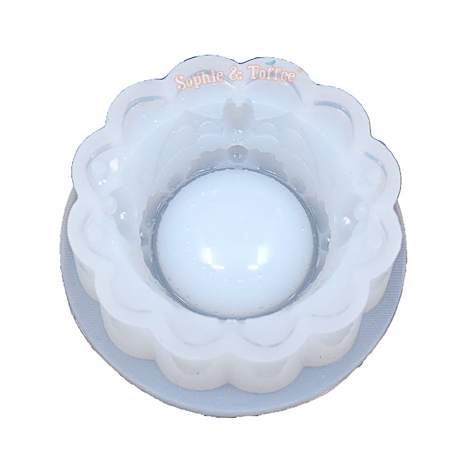 Creepy Cute Hourglass Holder Mold - Image 4