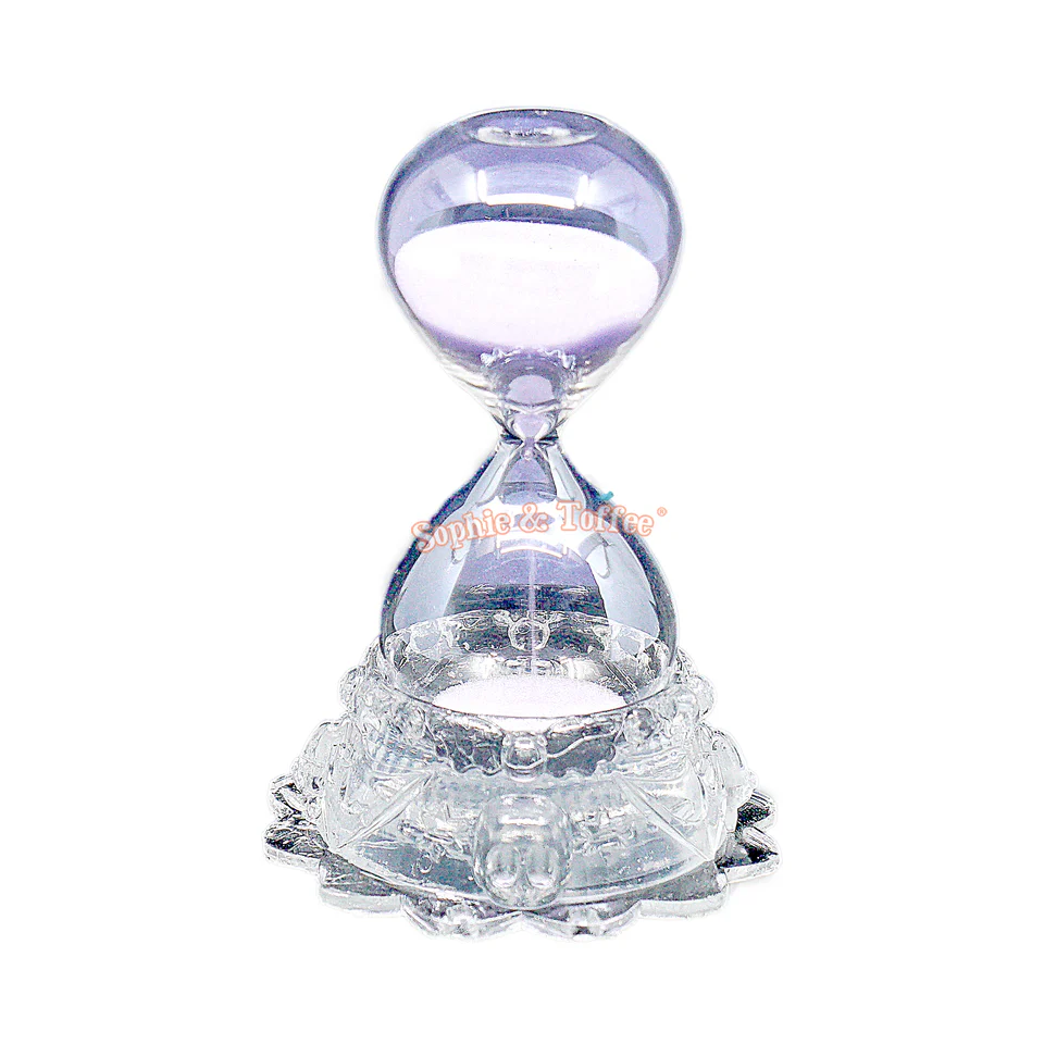 Creepy Cute Hourglass Holder Mold - Image 5