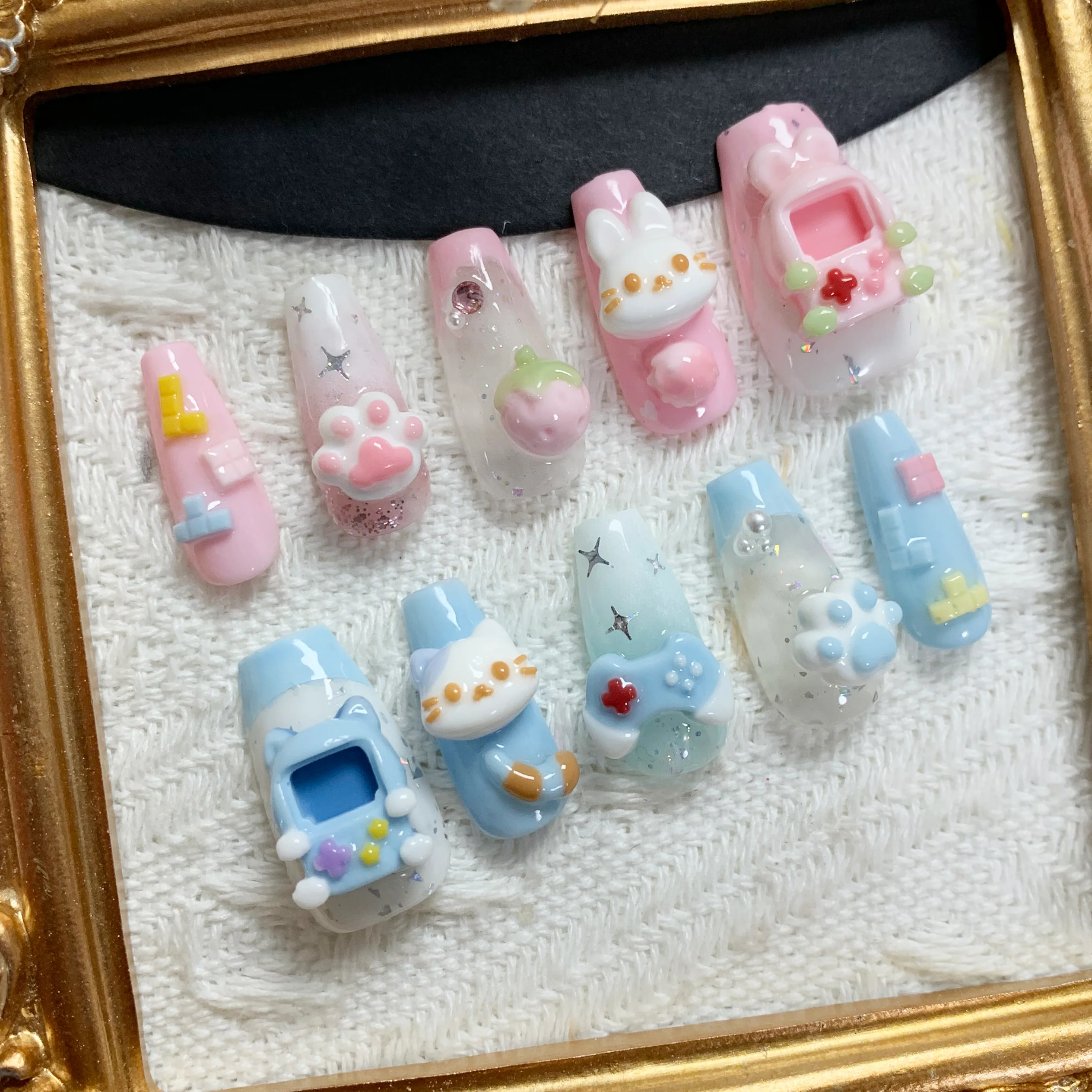Pretty Nails Shaker Elves Box Exclusive - Image 4