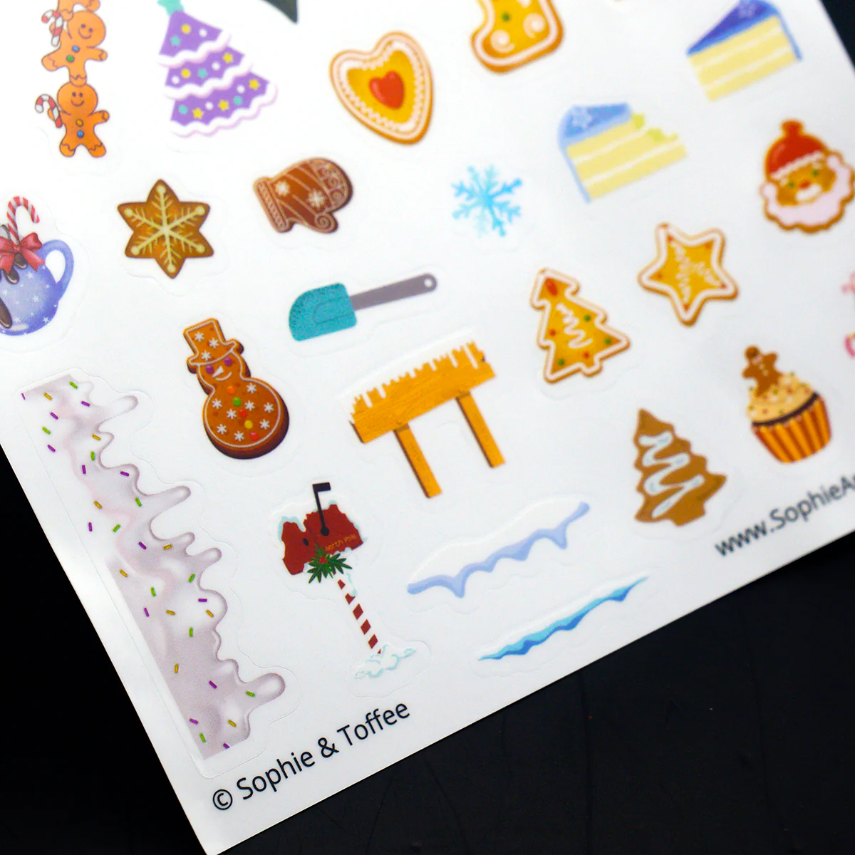 Frosting Christmas Elves Box Exclusive - Image 10