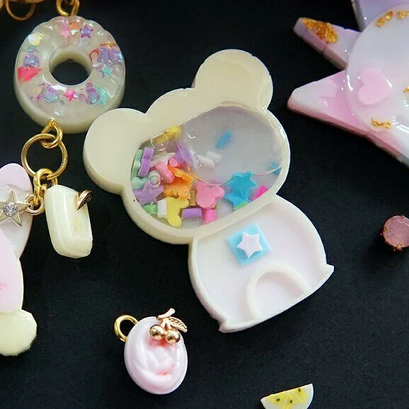 Gumball Machine Bear Shaker Silicone Mold - Image 3