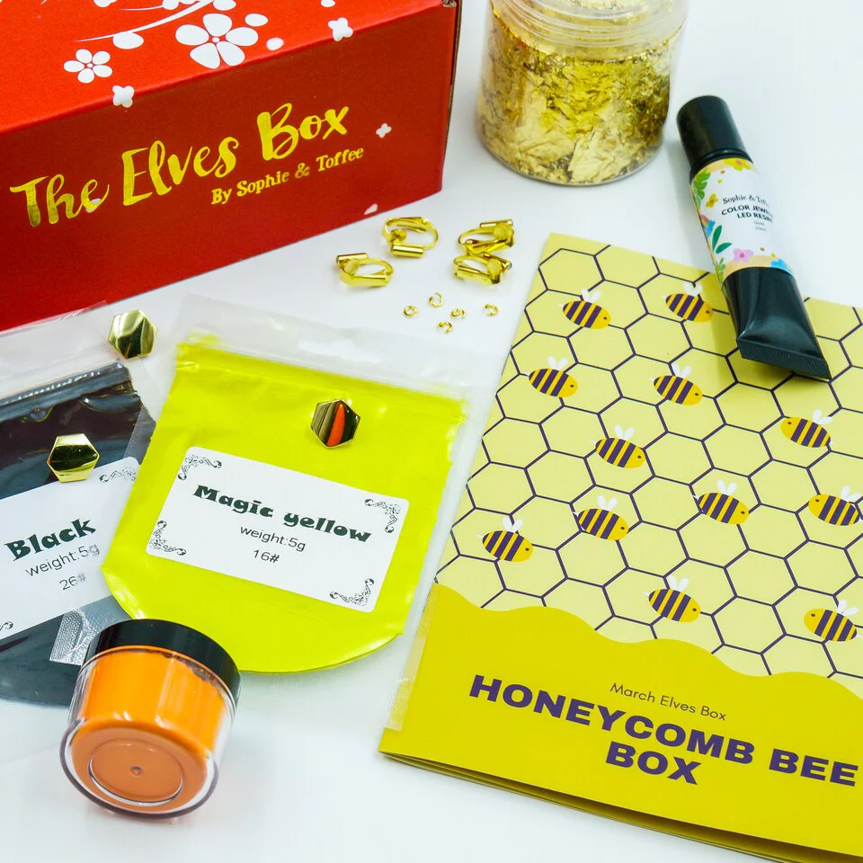 Clearance Honeycomb Bee March Elves Box Limited Edition - Image 3