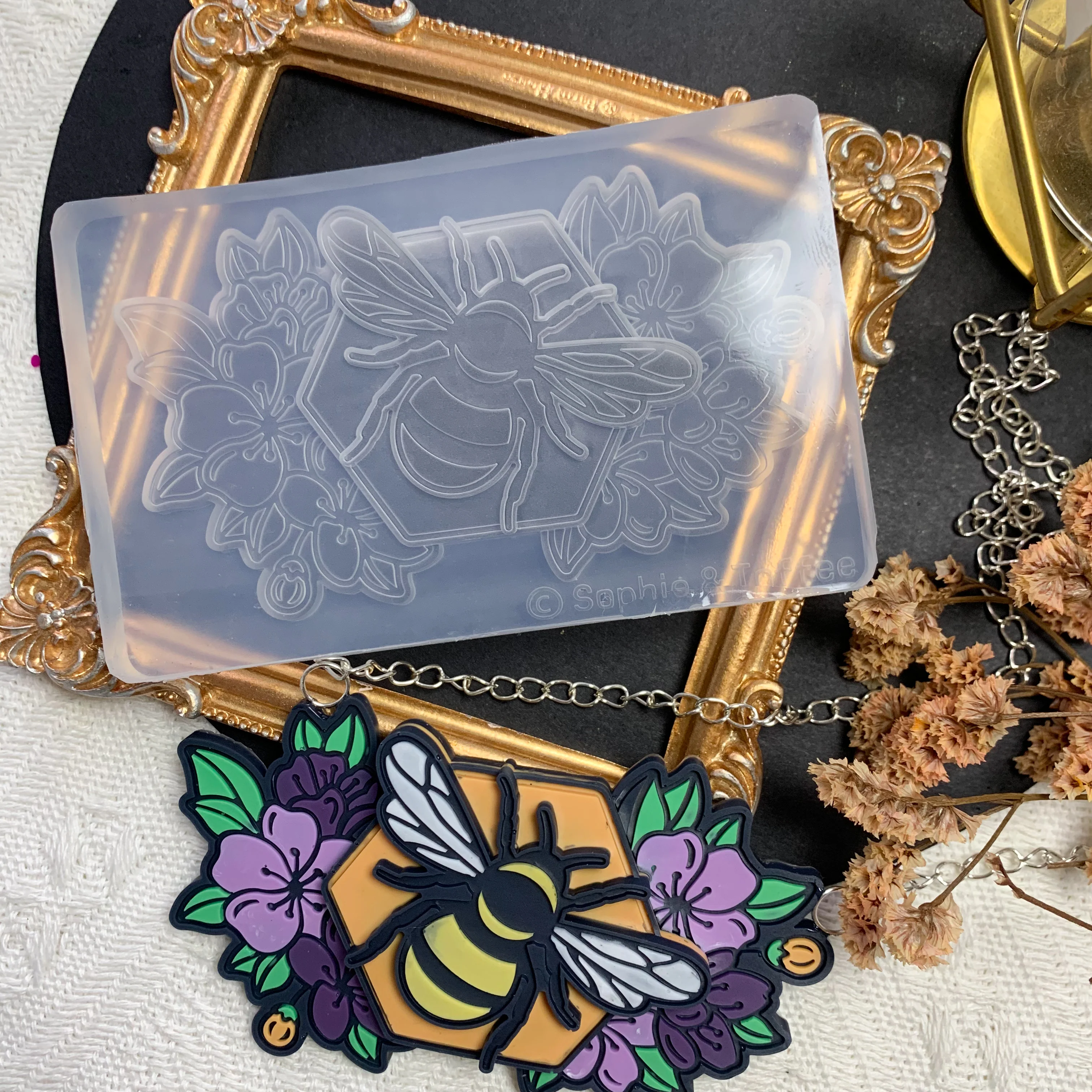 Oh Honey Honey Elves Box Exclusive - Image 3