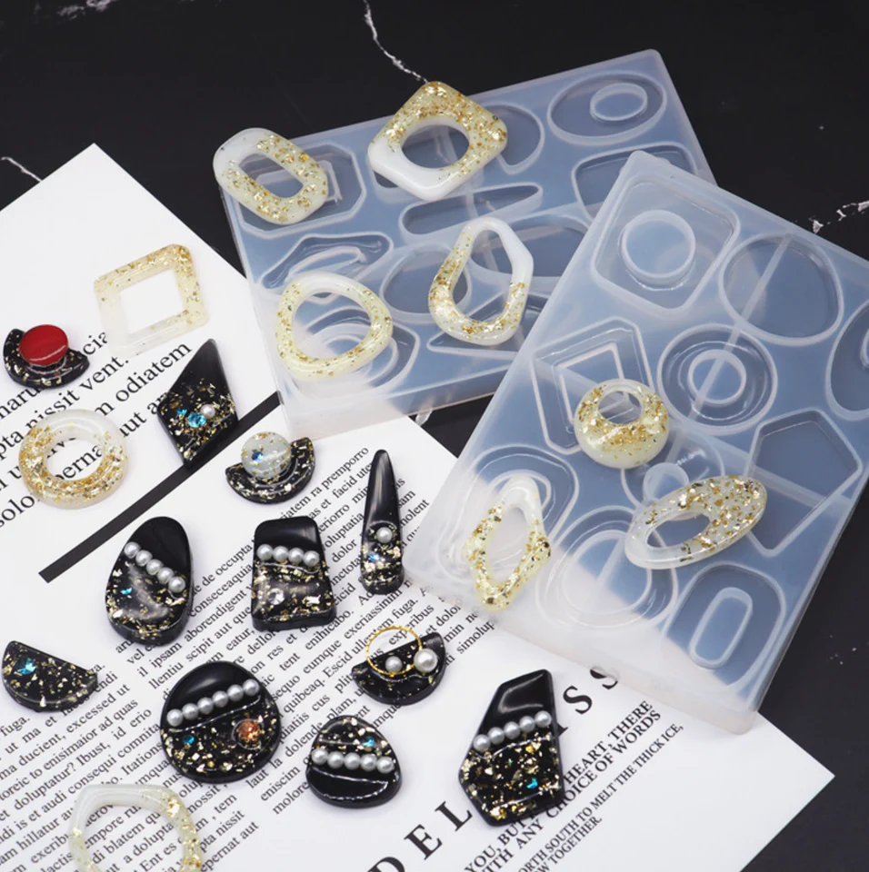 Pendants Silicone Mold with Hole Maker (Clearance) - Image 2