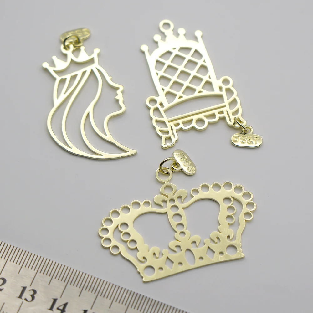All that Glitters Elves Box Exclusive - Image 12