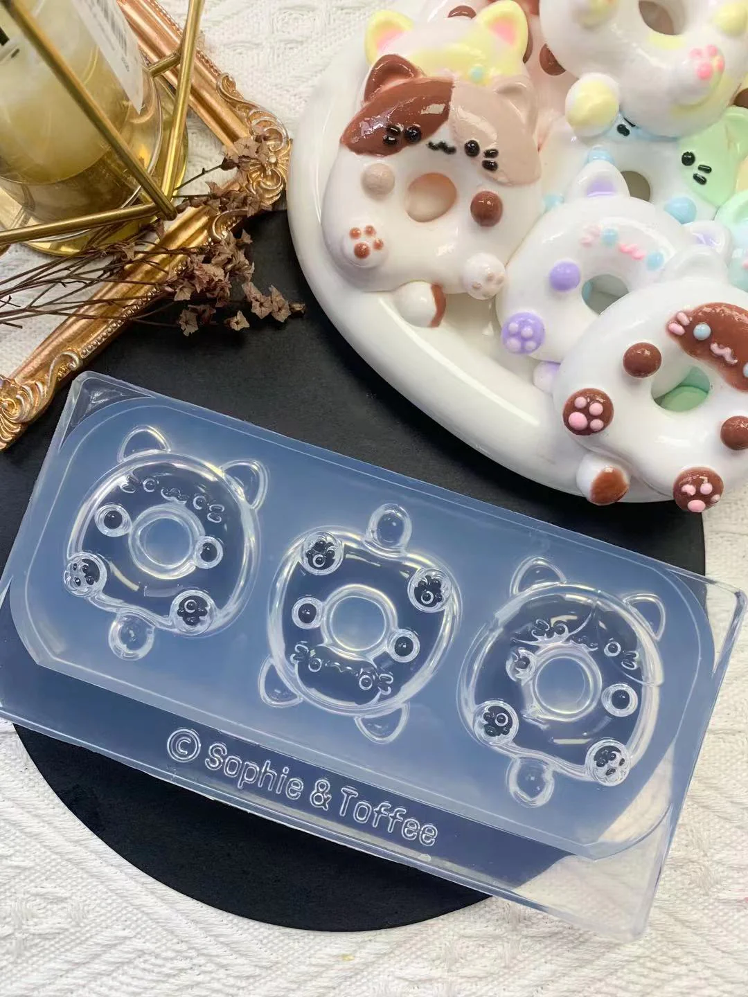 Puni Puni Exclusive Donut Box - Image 5