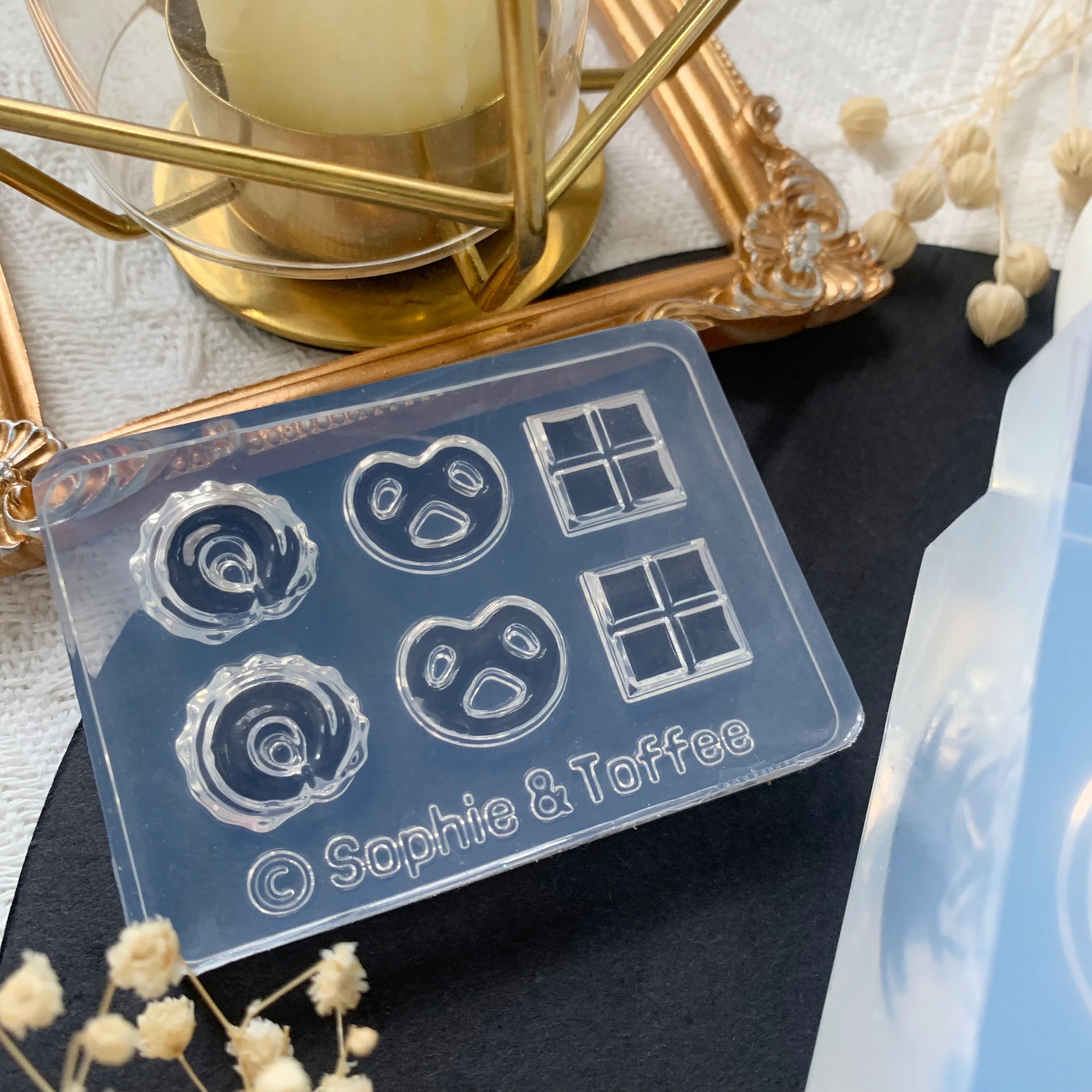 Puni Puni Exclusive Ice Cream Box - Image 4