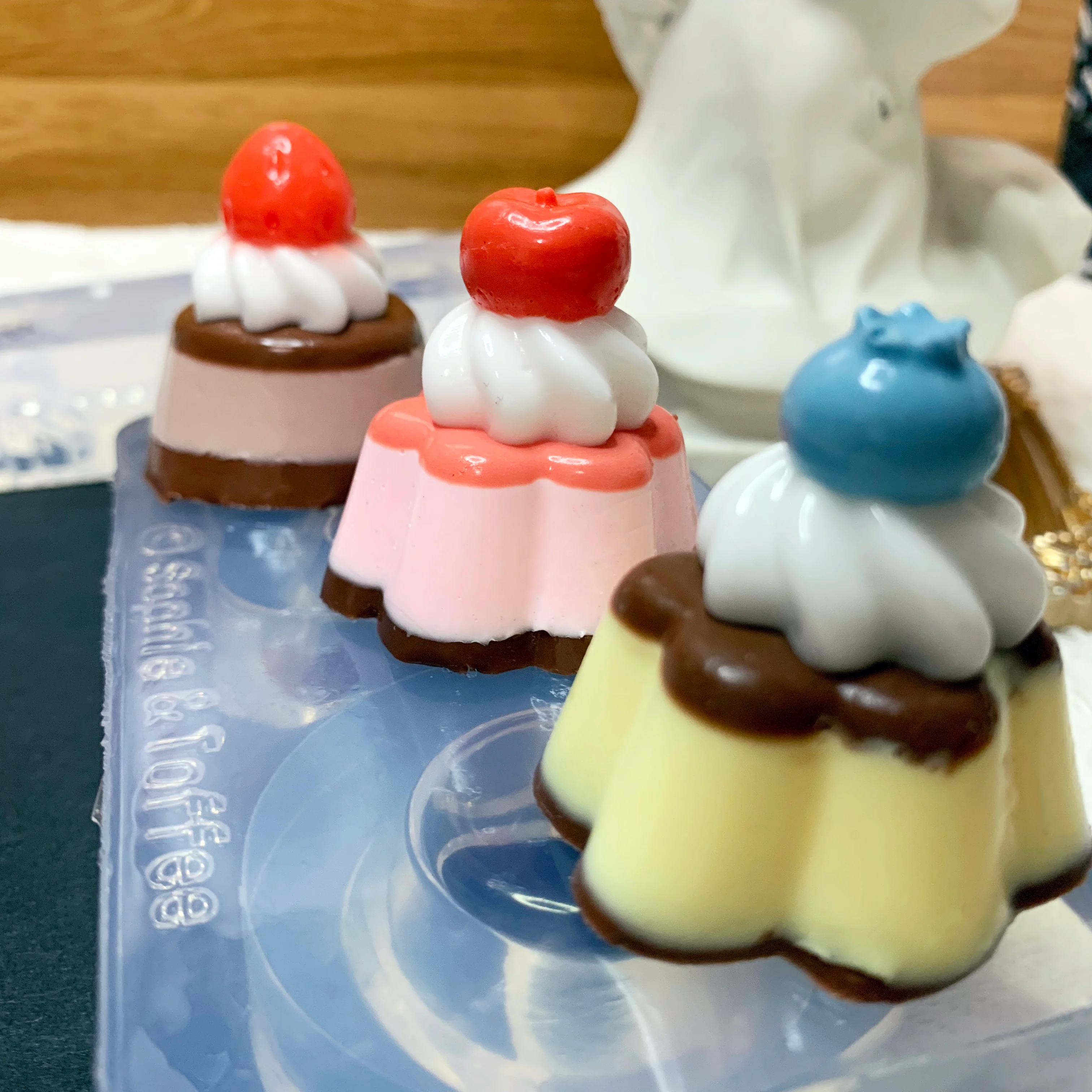 Puni Puni Exclusive Pudding Box - Image 3