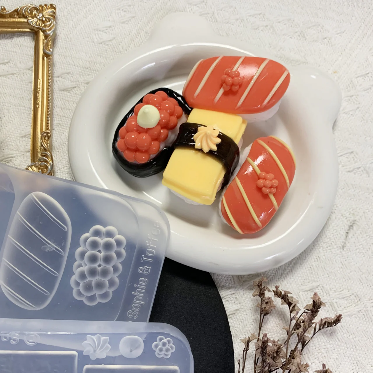 Puni Puni Exclusive Sushi Box - Image 4