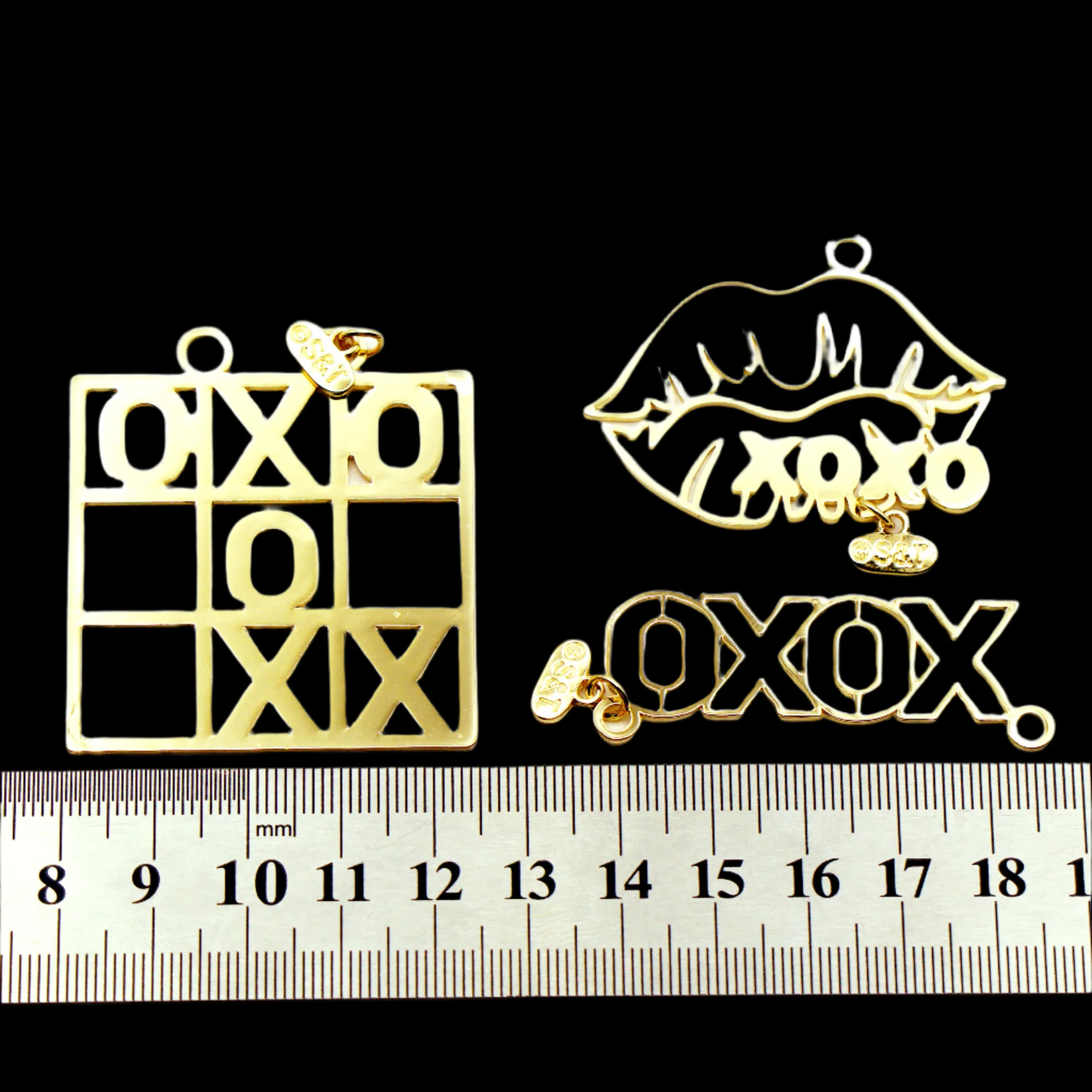 XOXO Elves Box Exclusive - Image 12
